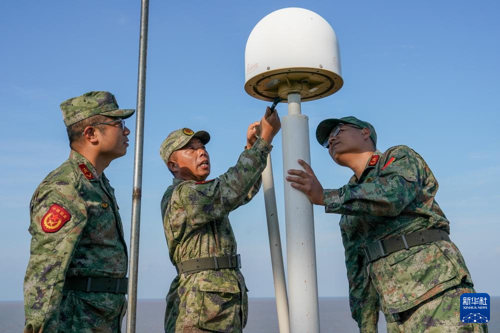 国道之行 海阔天空｜向着光，成为光——我们都是守岛人