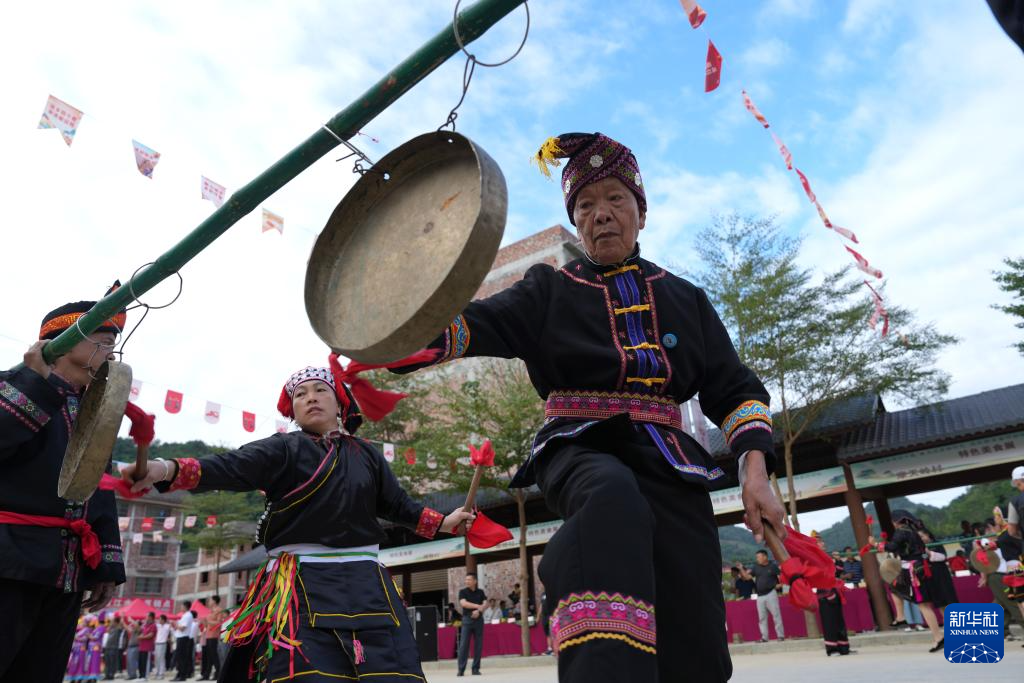 瑶族金锣舞 传承民族韵