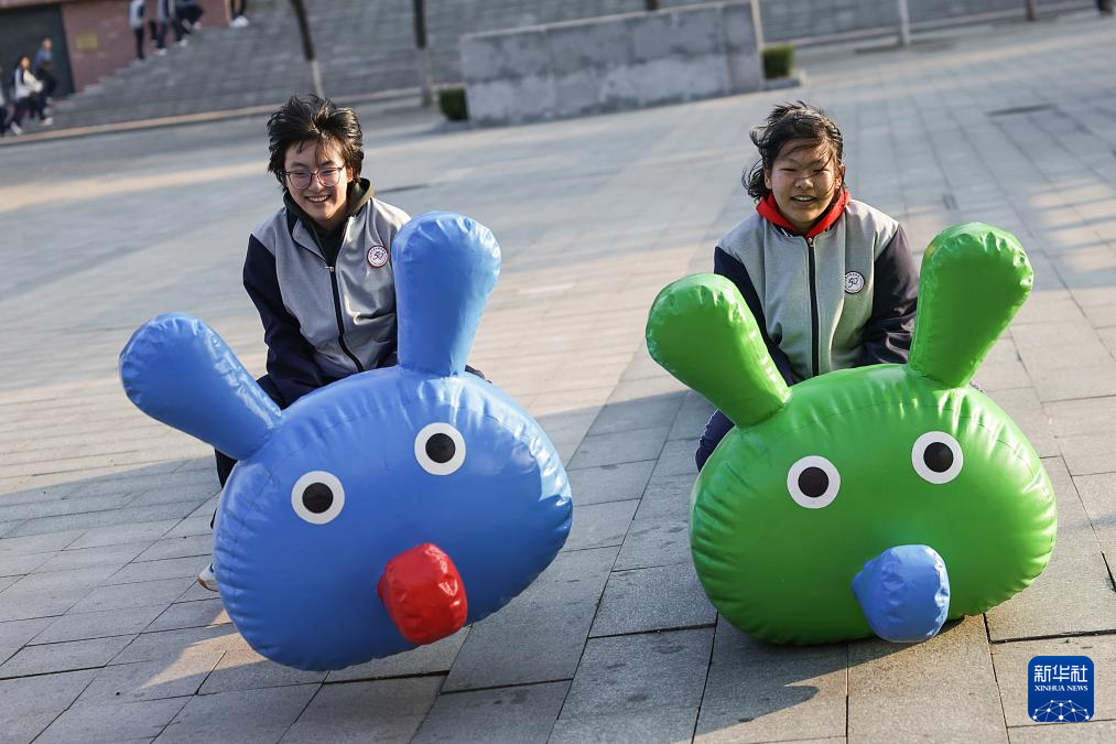 存眷青少年脸色健康 看管青少年健康成长