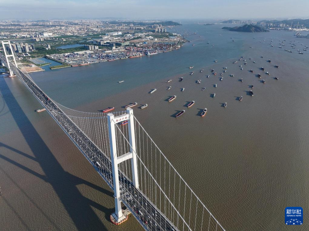 新时代中国调研行之看区域·大湾区篇｜飞阅粤港澳大湾区跨江跨海通道群