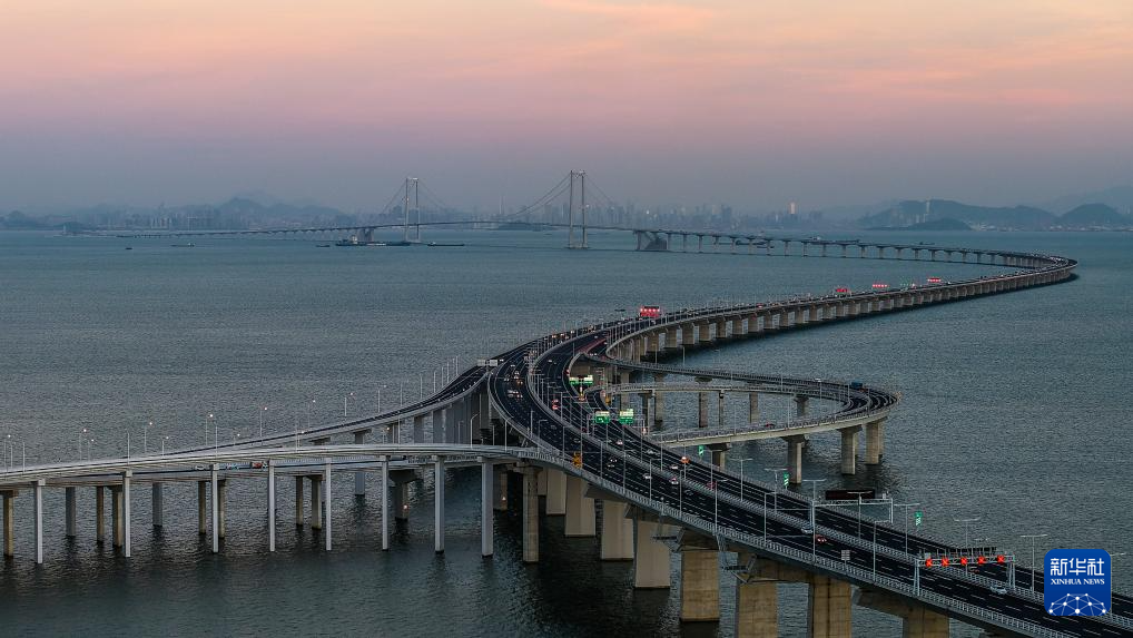 新时代中国调研行之看区域·大湾区篇｜飞阅粤港澳大湾区跨江跨海通道群