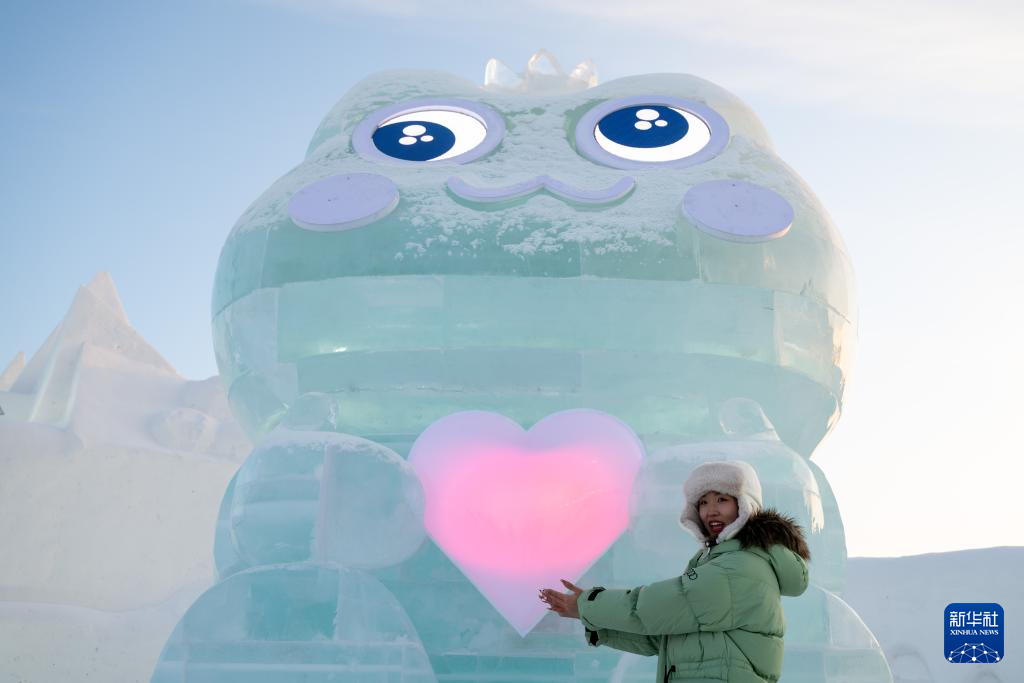 一年一度！哈尔滨国际冰雪节点燃冬日欢腾