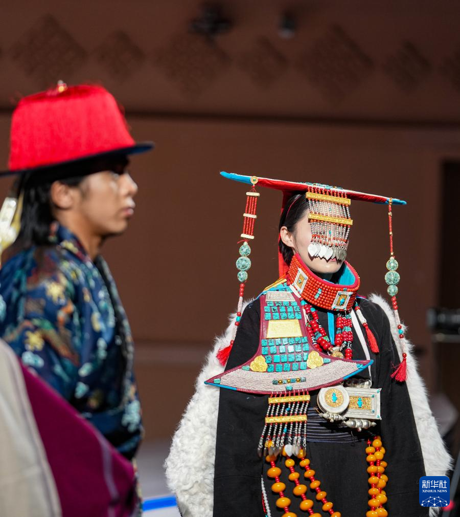 文化中国行丨西藏拉萨:华服同秀 衣脉相承