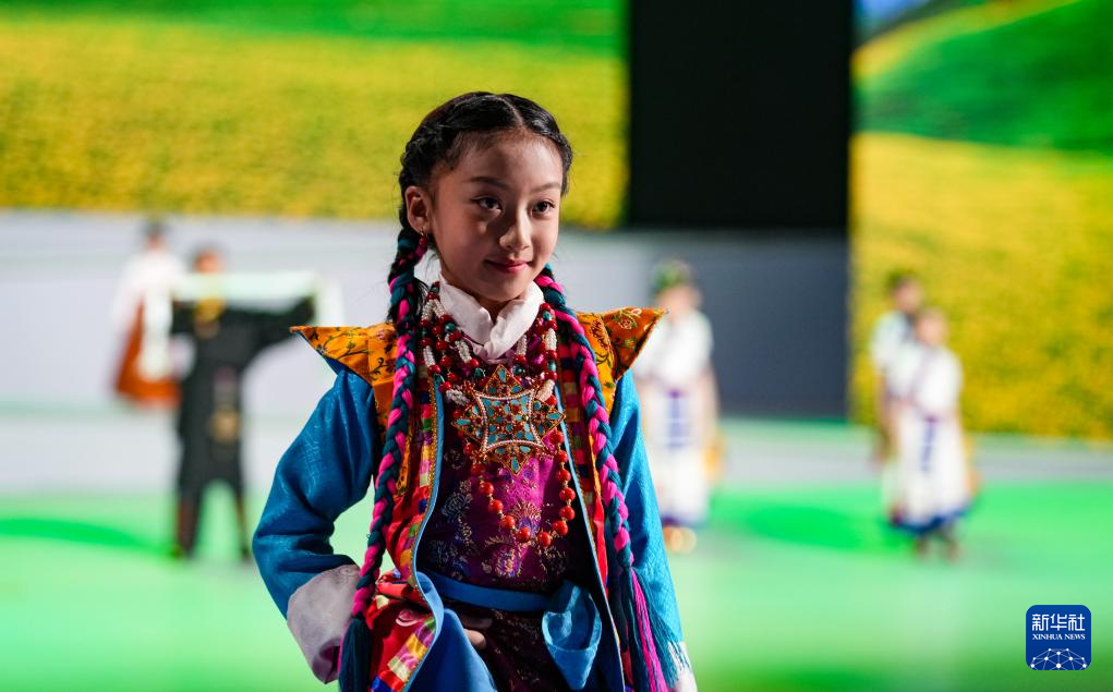 文化中国行丨西藏拉萨:华服同秀 衣脉相承