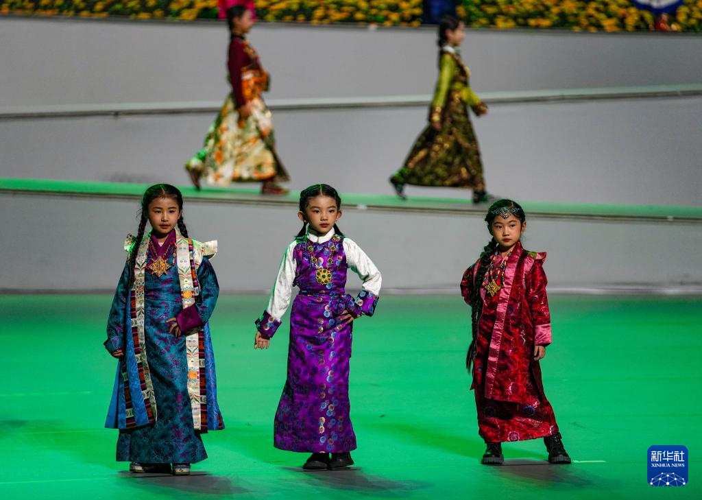 文化中国行丨西藏拉萨:华服同秀 衣脉相承
