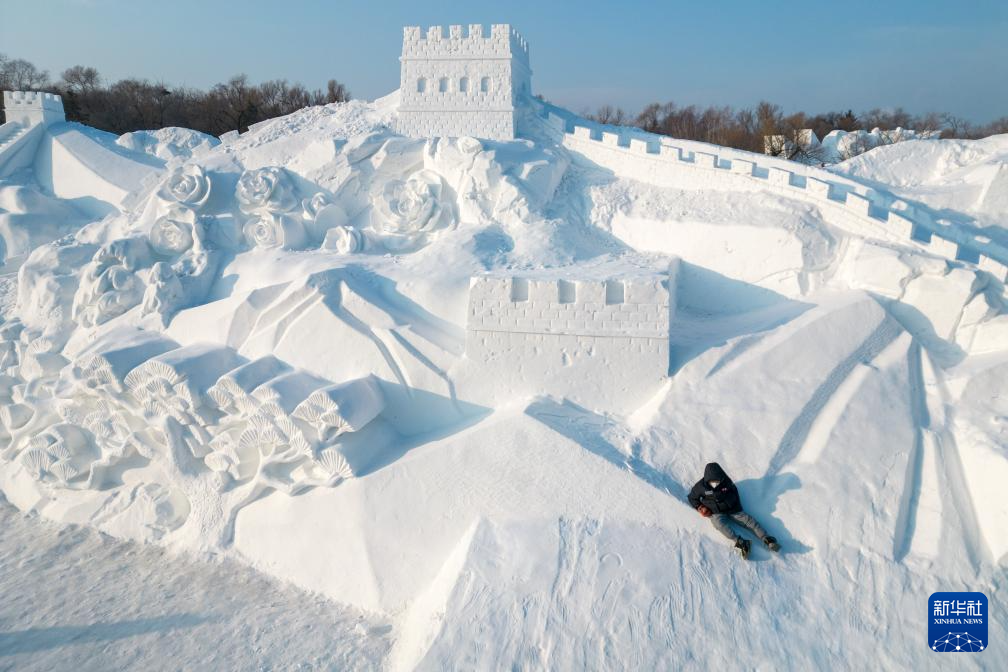 天空之眼瞰祖国——“热”雪！“燃”冬！ 哈尔滨再迎冰雪“高光时刻”