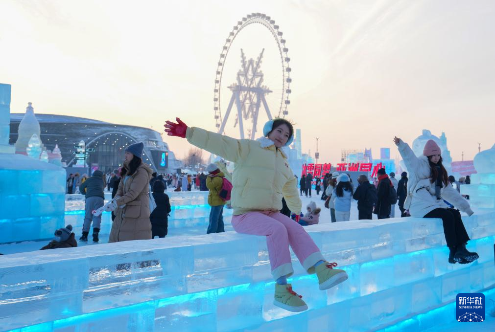 天空之眼瞰祖国——“热”雪！“燃”冬！ 哈尔滨再迎冰雪“高光时刻”