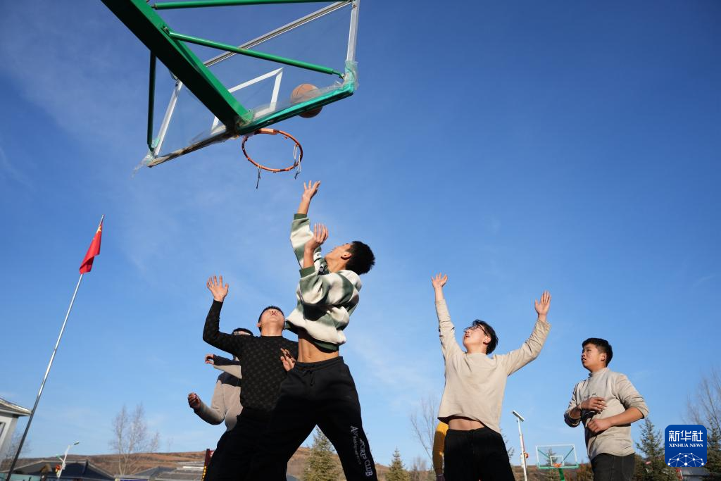 新春走基层丨“和美乡村”元古堆:红火的日子 幸福的味道