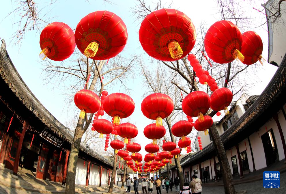 张灯结彩迎新春