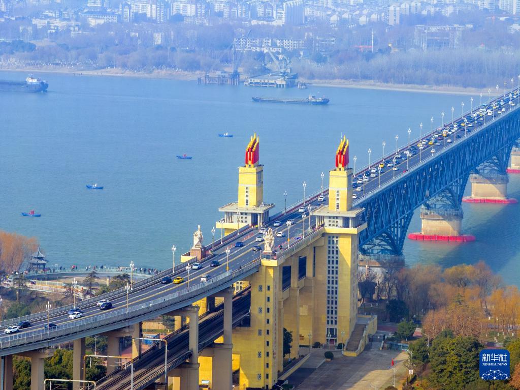 各地迎来返程高峰