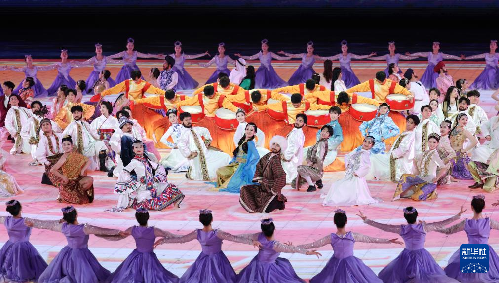 第九届亚冬会开幕式举行(二)