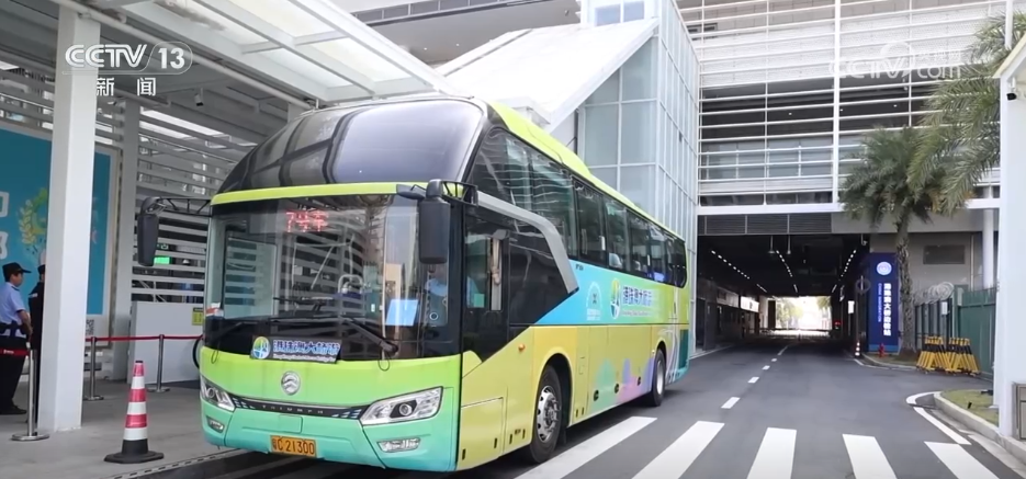 “五一”假期各地迎来出游热潮 文旅市场“欣欣向荣”活力足