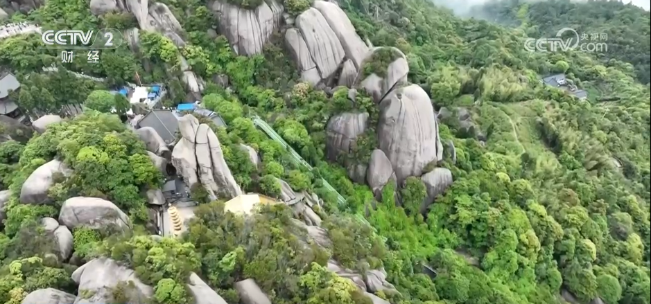 N种玩法“解锁”假期多巴胺 各地“小美好”汇成文旅“大流量”