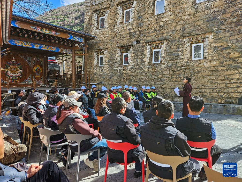 两会精神在基层丨全国人大代表格西王姆：守护老人幸福晚年