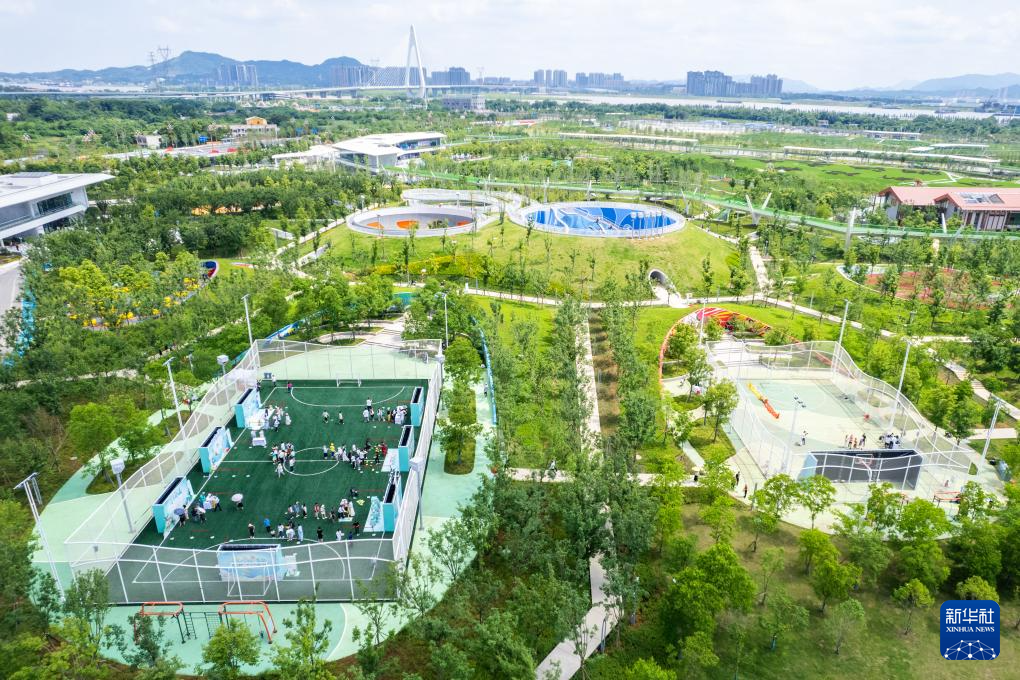 长沙：大泽湖近自然湿地公园正式开园