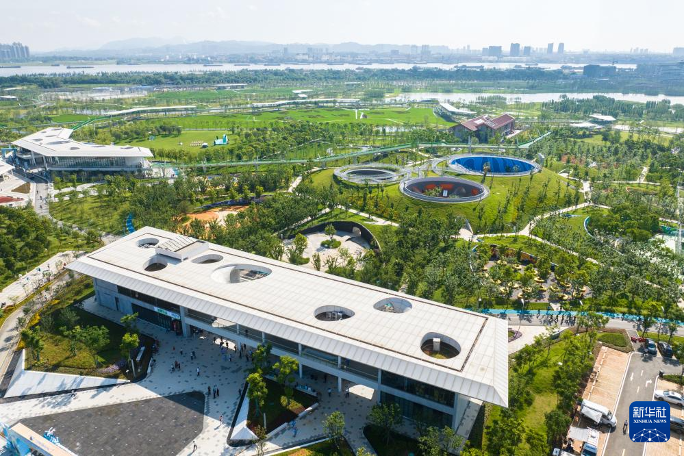 长沙：大泽湖近自然湿地公园正式开园