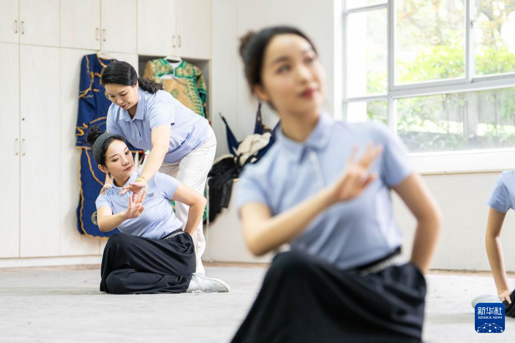 当“百戏之祖”遇见“青春之声”