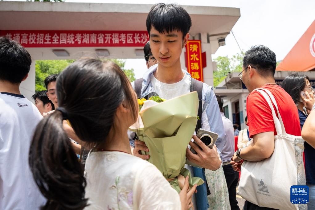 全国部分地区高考结束