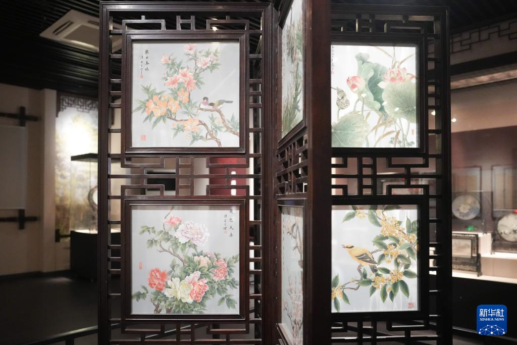 文化中国行丨东台发绣：一缕发丝映古今