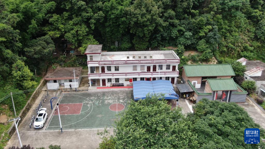 大山深处的“长者饭堂”