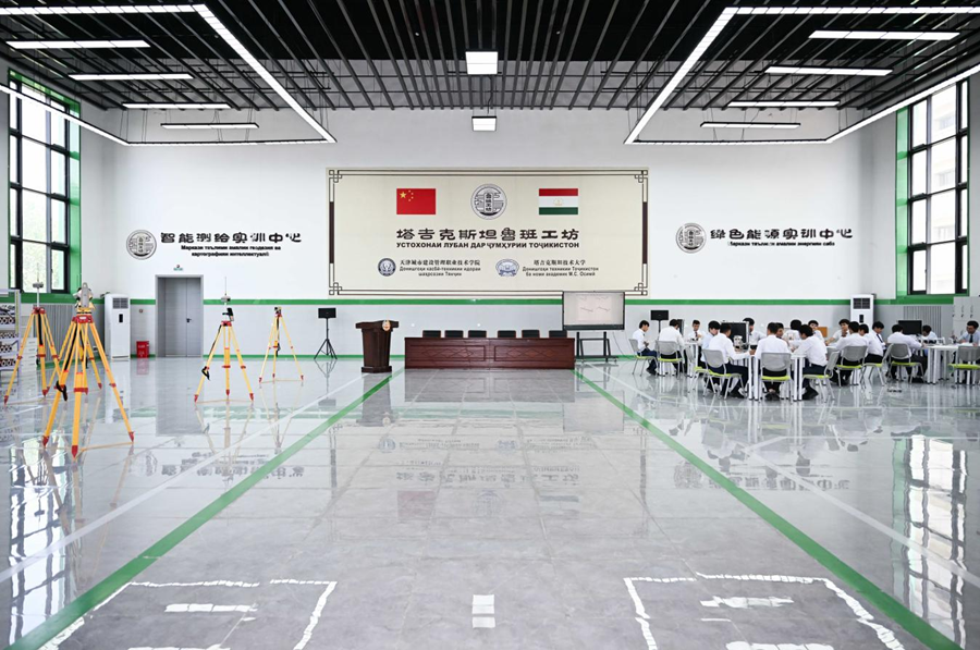 学习进行时丨乘风破浪、勇毅前行——习近平主席推动中国同中亚五国友好合作的故事