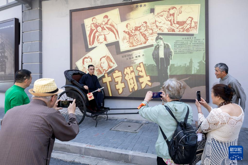 上海虹口：电影《酱园弄·悬案》热映 带动文旅商融合发展
