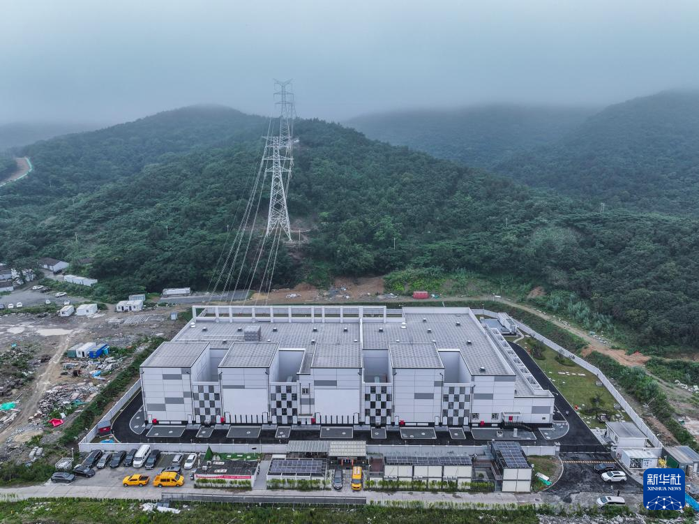 浙江舟山：跨海联网输变电工程投运