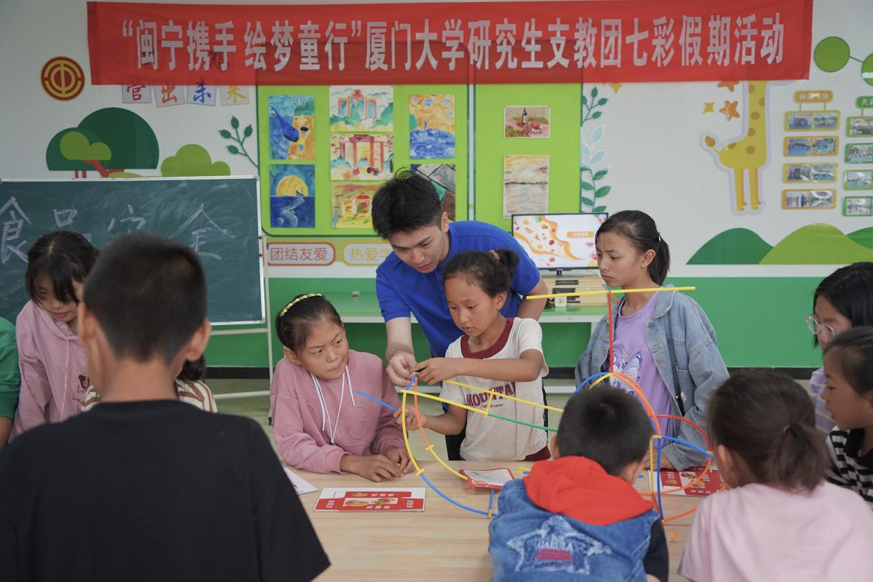 【赴西部，时代青年新舞台】跨越山海！只为“种下一颗种子”
