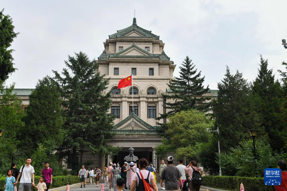 吉林首条中国历史文化名街——长春新民大街开街迎客