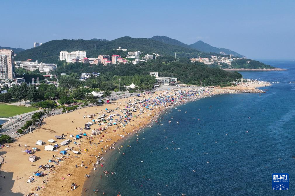 辽宁大连：海滨消暑