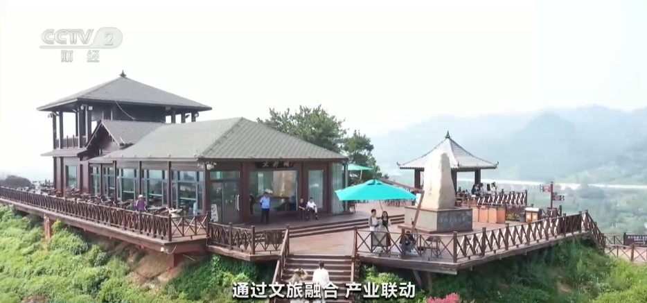 假期经济乘“热”而上 “凉资源”点燃消费增长新引擎