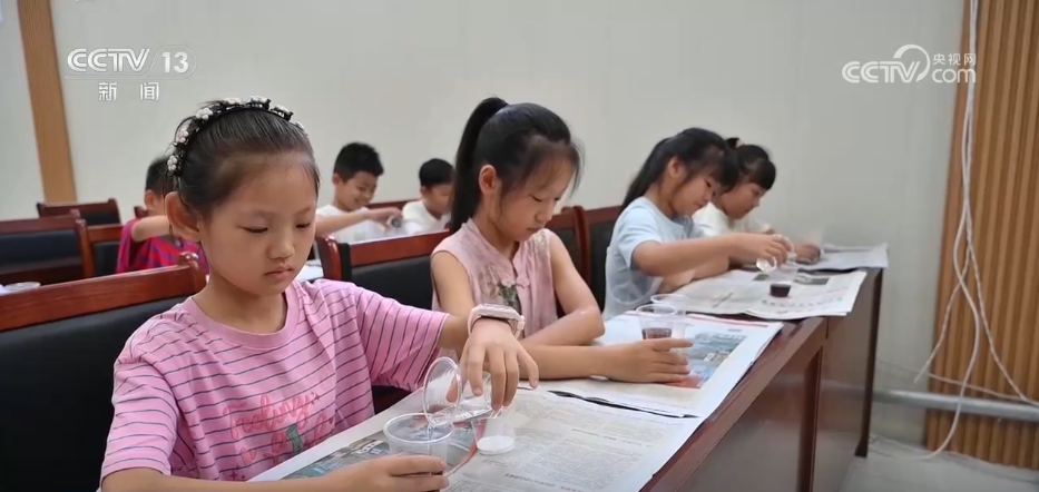 托管“小”服务连起民生“大”幸福 各地探索“花样”暑期托管解决群众看护难题