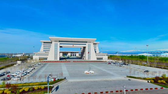 开放新疆：打造亚欧黄金通道，构建对外开放新高地