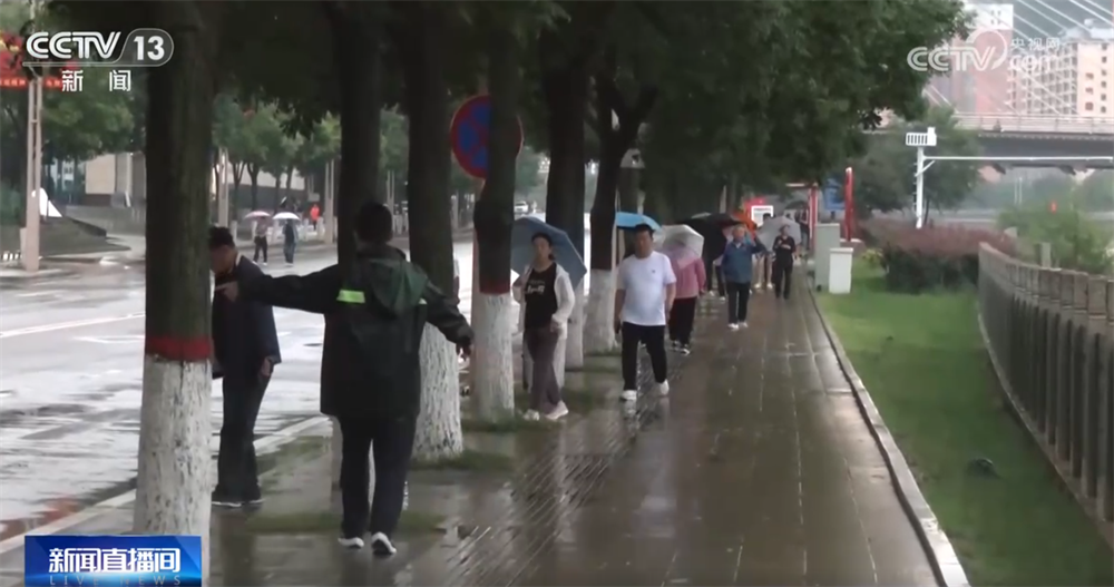 保交通、保安全、保财产 多地以“雨”为令、闻“汛”而动全力应对强降雨天气