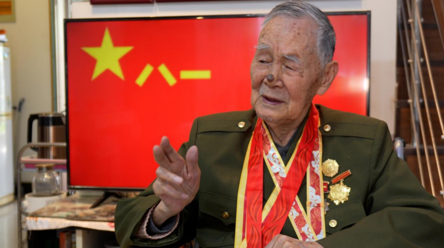 归来仍是少年｜消炎药人命关天！老军医一声“不能忘”震撼人心