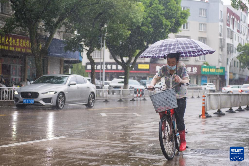 台风“竹节草”影响浙江沿海地区