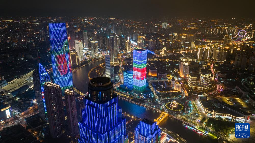 飞阅中国｜津彩夜空 光耀海河