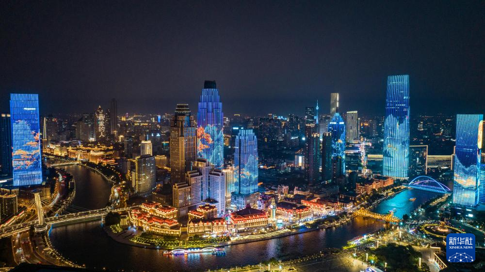 飞阅中国｜津彩夜空 光耀海河