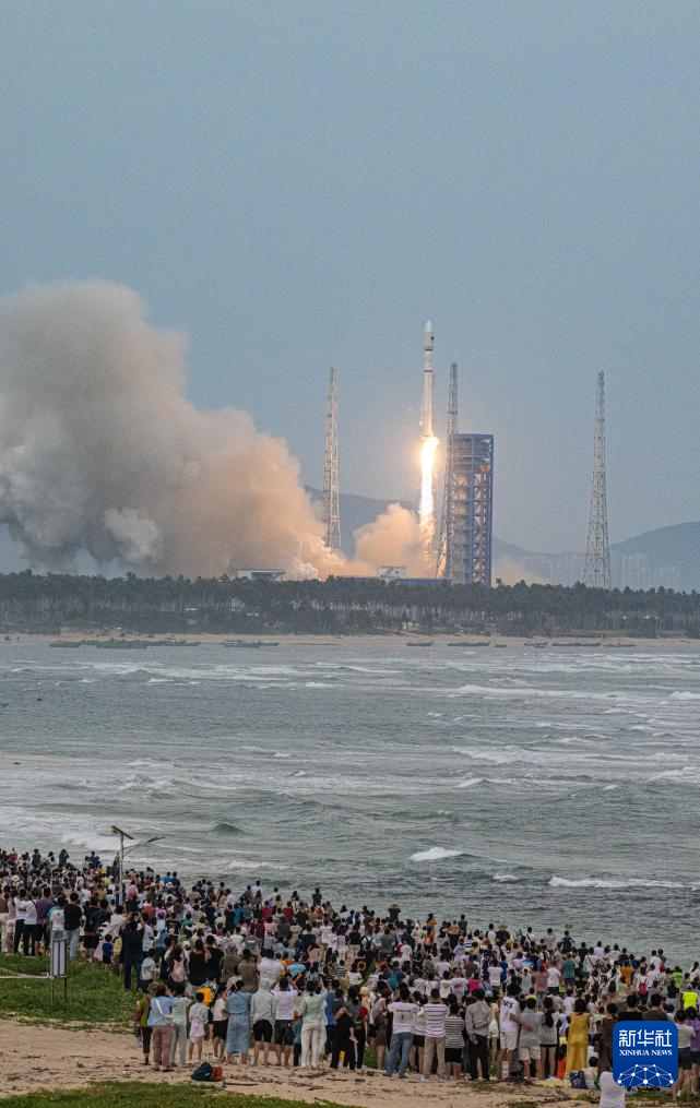我国成功发射卫星互联网低轨07组卫星