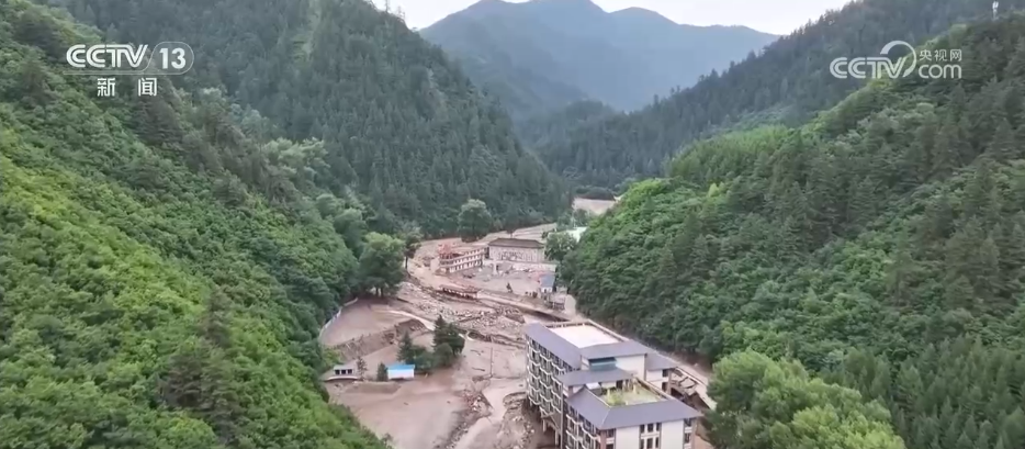 关注榆中县山洪灾害 多部门全力开展救援工作保畅通保安全