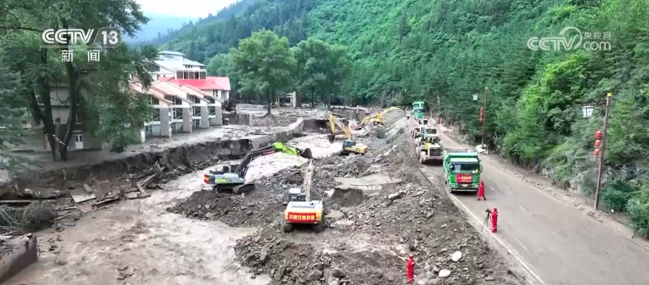 关注榆中县山洪灾害 多部门全力开展救援工作保畅通保安全
