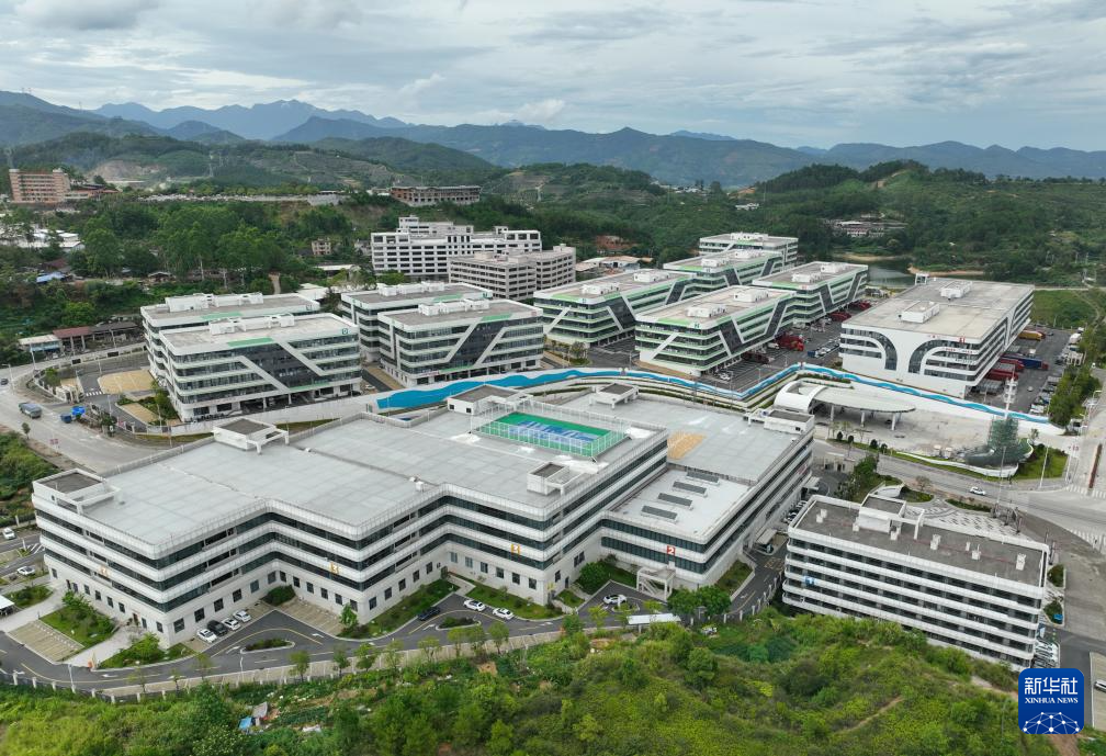 活力中国调研行丨中国白·德化瓷 出口步伐加快