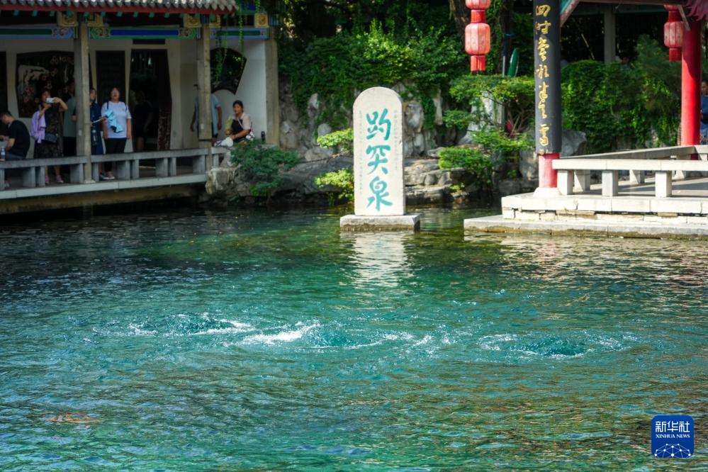 济南：趵突泉重现“水涌若轮”美景