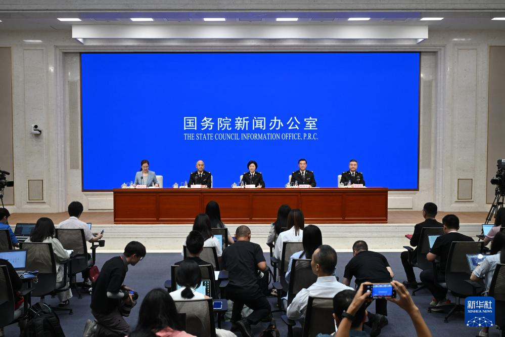 高质量完成“十四五”规划丨关通全球、物达八方——“十四五”海关交出守国门、促发展亮眼答卷