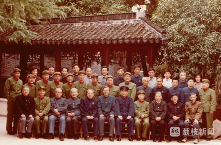抗战信物·时空对话｜ “中医司令”吕炳奎：既为良相，亦为良医