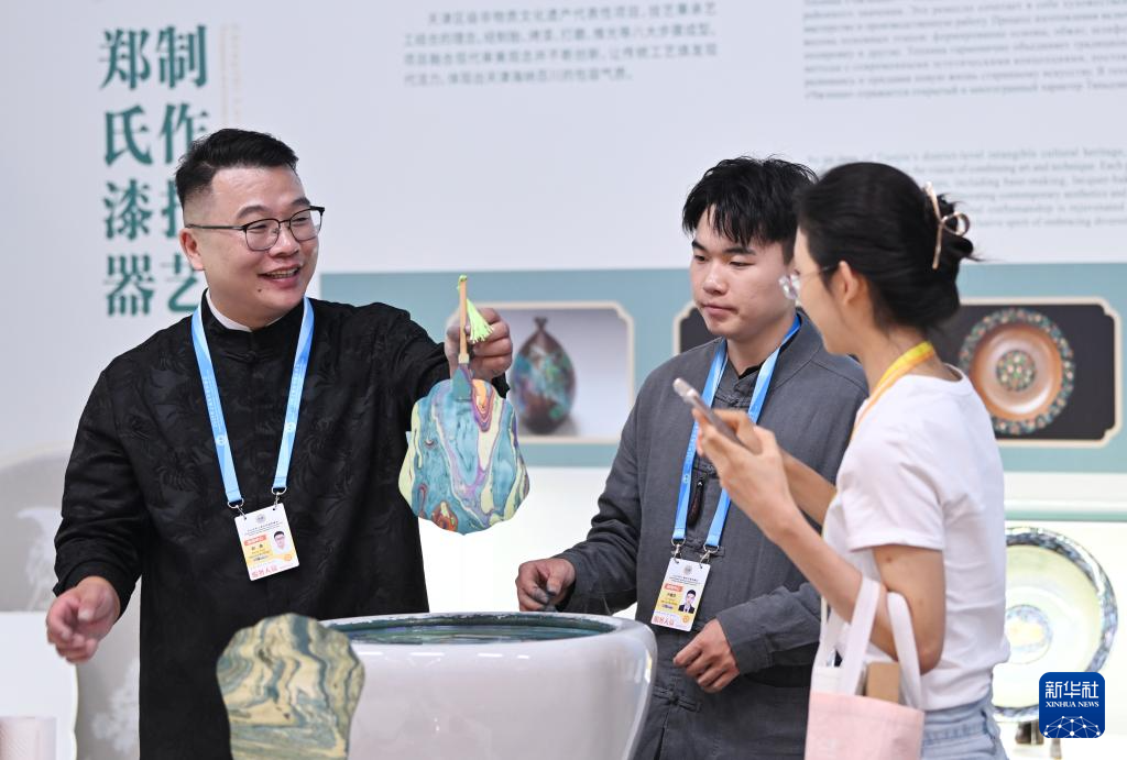 上合组织天津峰会｜“国际范、科技感、文化味”——2025年上海合作组织峰会新闻中心正式开放