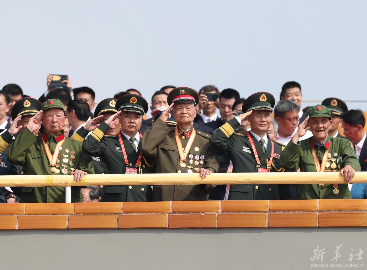 永不忘！九三阅兵中的功勋与传承