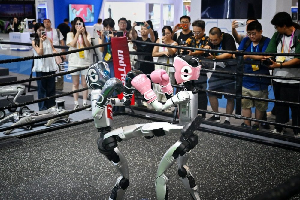 “智”感未来 | 2025世界智博会 感受AI触手可及的科幻生活