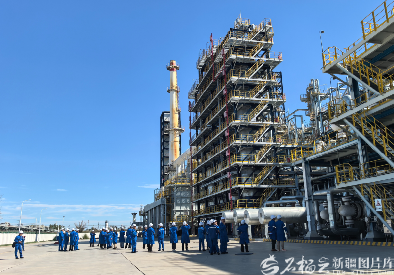 砥砺奋进七十载 天山南北谱华章丨深入天山南北 看新疆高质量发展生动模样