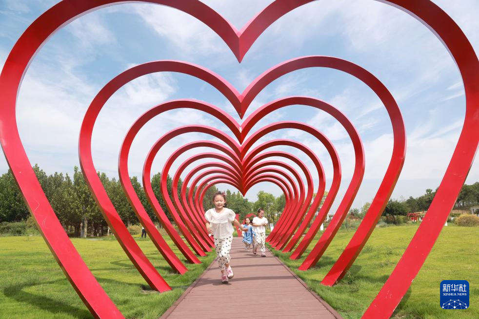 周末出游享金秋